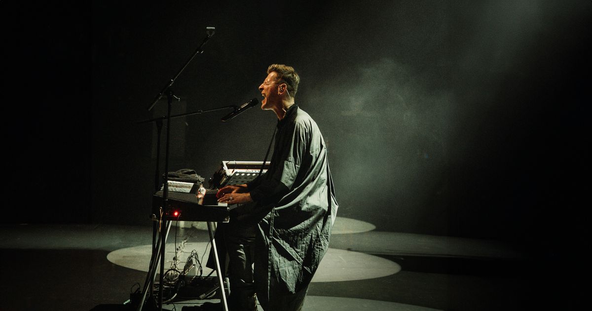 Theatertour — Ozark Henry